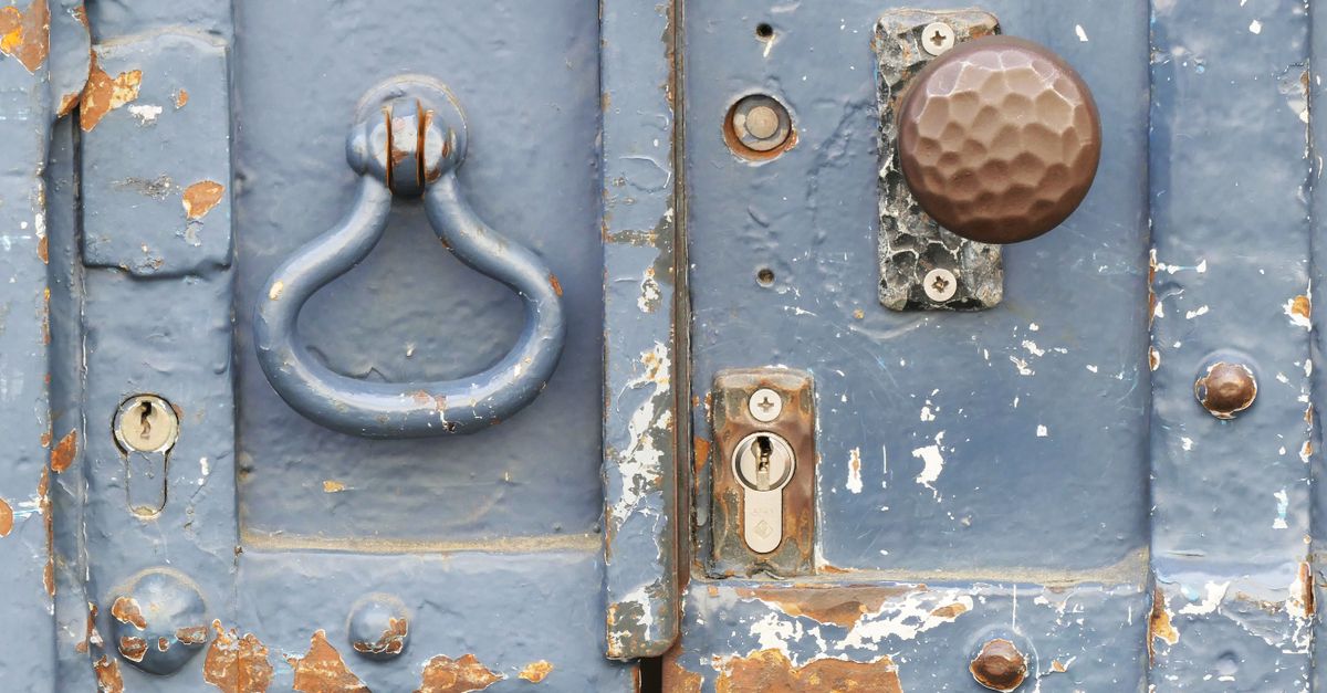 What Is a Locksmith Call-Out Fee, and What's Average Around Catskill? — Greene County Locksmith