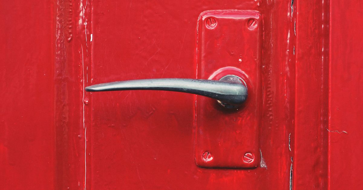 locksmith unlocking front door — Greene County Locksmith